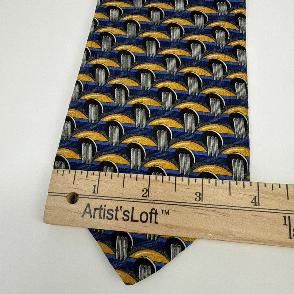 Ermenegildo Zegna Mens Silk Tie Blue Gold Geometric Made in Italy Accessory